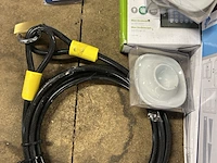 Partij (online) winkelvoorraad w.o. bamboe tafels, fitness artikelen en elektronica w.o. alpina, grundig, ultrasport, zoomyo, nedis, konig - afbeelding 17 van  17
