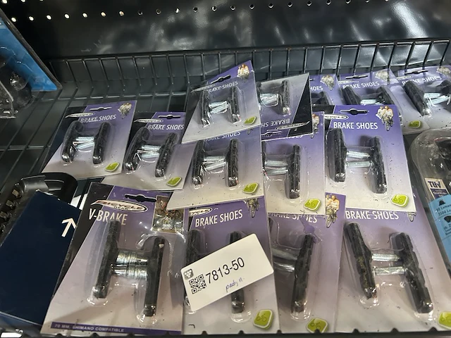 Partij (online) winkelvoorraad w.o. batterijladers w.o. konig, v-tac, varta, vapex - afbeelding 3 van  8