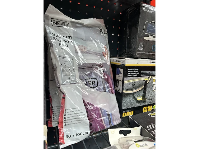 Partij (online) winkelvoorraad w.o. elektronica w.o. dunlop, nedis, kinzo, black+decker - afbeelding 6 van  9