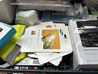Partij (online) winkelvoorraad w.o. elektronica w.o. grundig, kinzo, konig, nedis, samsung - afbeelding 9 van  9