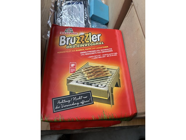 Partij (online) winkelvoorraad w.o. keuken organizers, vr brillen - afbeelding 11 van  11