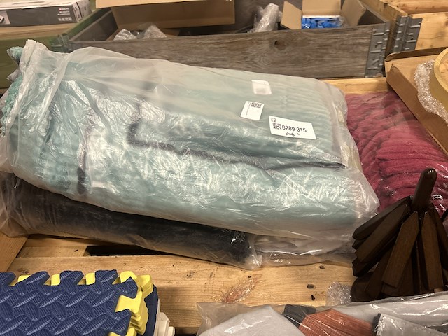 Partij (online) winkelvoorraad w.o. woondecoratie - afbeelding 8 van  9