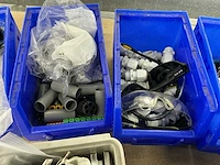 Partij opbergbakjes met inhoud t.b.v. solar montage - afbeelding 5 van  6