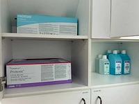 Partij operatiebenodigdheden - afbeelding 13 van  24