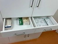 Partij operatiebenodigdheden - afbeelding 15 van  24