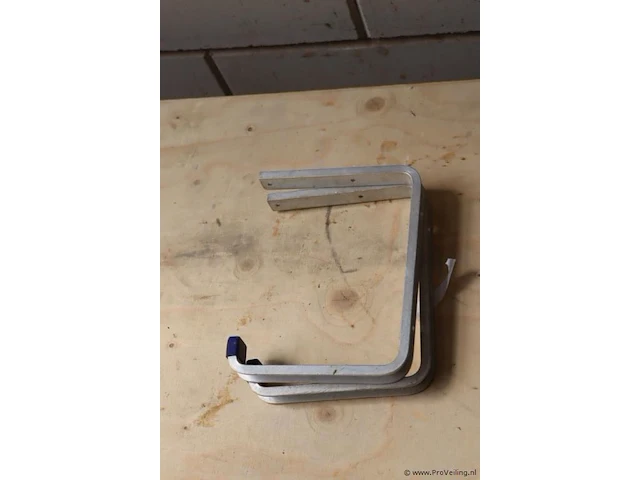 Partij ophanghaken, diverse soorten en maten o.a. 21x15cm - afbeelding 3 van  6
