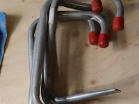 Partij ophanghaken, diverse soorten en maten o.a. 21x15cm - afbeelding 5 van  6