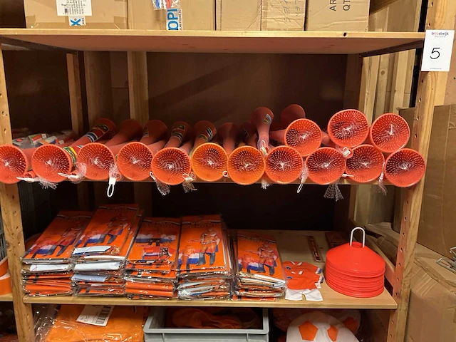 Partij oranje artikelen - afbeelding 8 van  15