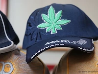 Partij original snapback petten - diverse kleuren - 24 stuks - afbeelding 3 van  9