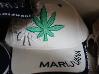 Partij original snapback petten - diverse kleuren - 30 stuks - afbeelding 7 van  7