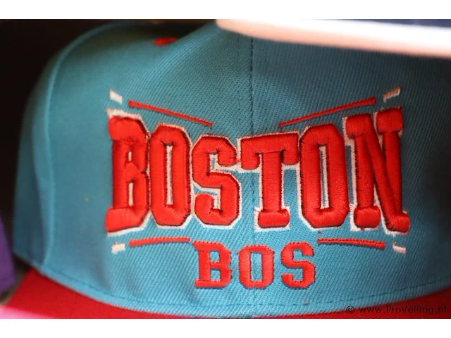 Partij original snapback petten - diverse kleuren - 30 stuks - afbeelding 9 van  9