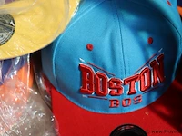 Partij original snapback petten - diverse kleuren - 32 stuks - afbeelding 2 van  5