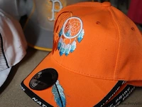 Partij original snapback petten - diverse kleuren - 34 stuks - afbeelding 2 van  8