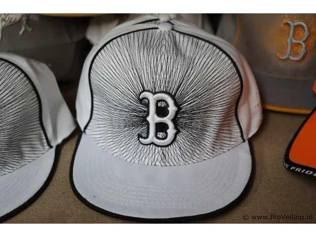 Partij original snapback petten - diverse kleuren - 34 stuks - afbeelding 3 van  8