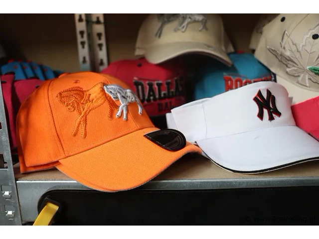 Partij original snapback petten - diverse kleuren - 38 stuks - afbeelding 4 van  6