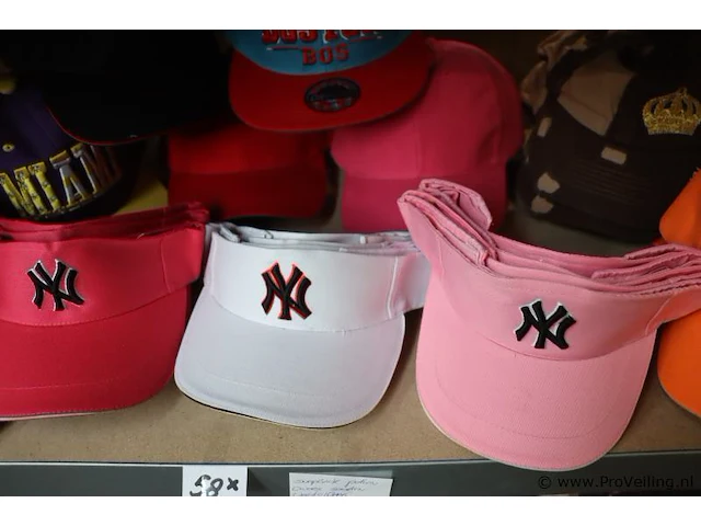 Partij original snapback petten - diverse kleuren - 58 stuks - afbeelding 6 van  8