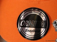 Partij original snapback petten - diverse kleuren - 58 stuks - afbeelding 8 van  8