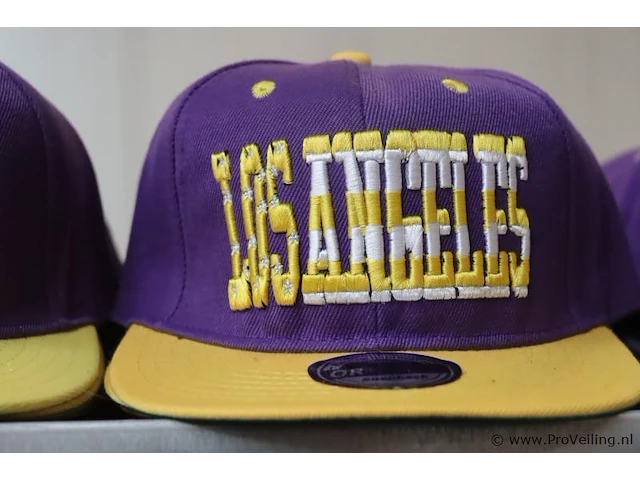 Partij original snapback petten - diverse kleuren - 72 stuks - afbeelding 3 van  9