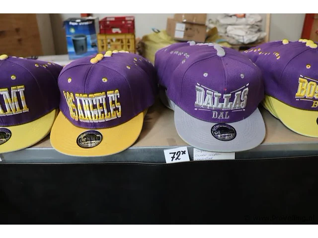 Partij original snapback petten - diverse kleuren - 72 stuks - afbeelding 6 van  9