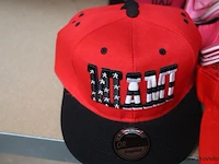 Partij original snapback petten/zonnekleppen - diverse soorten en kleuren - 28 stuks - afbeelding 2 van  6