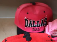 Partij original snapback petten/zonnekleppen - diverse soorten en kleuren - 28 stuks - afbeelding 3 van  6