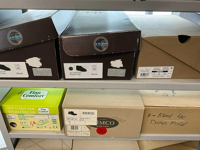 Partij (orthopedische) schoenen - afbeelding 9 van  10
