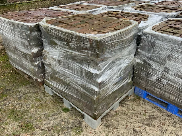 Partij oude dikformaten - circa: 200 m2. - afbeelding 13 van  19