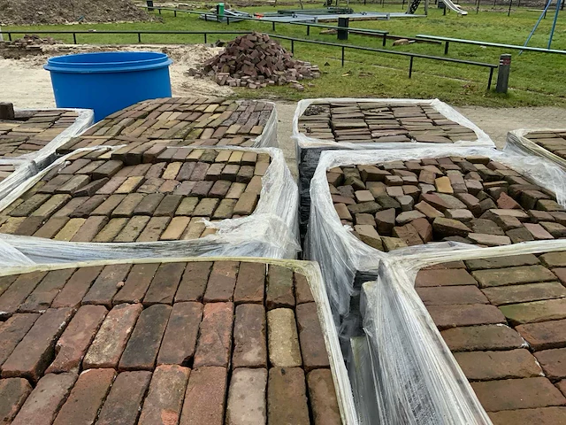 Partij oude dikformaten - circa: 200 m2. - afbeelding 16 van  19