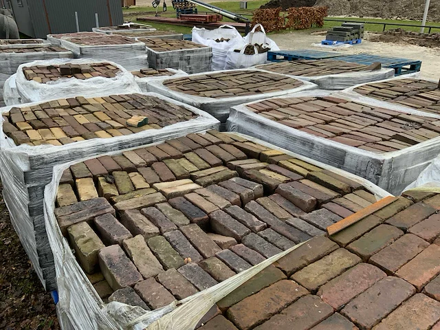 Partij oude dikformaten - circa: 200 m2. - afbeelding 17 van  19