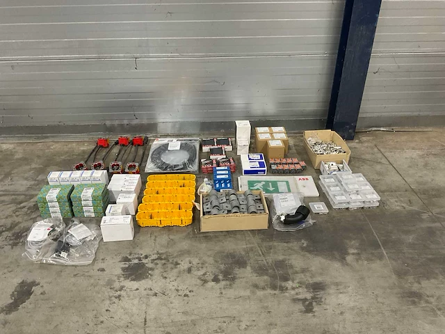 Partij overig elektra toebehoren - afbeelding 12 van  26