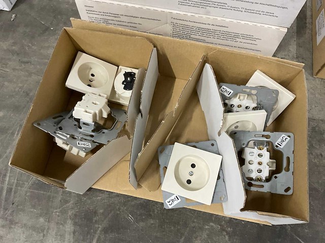 Partij overig elektra toebehoren - afbeelding 5 van  23