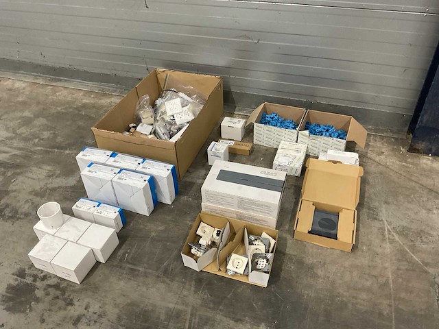 Partij overig elektra toebehoren - afbeelding 12 van  23