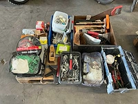 Partij overig handgereedschap en schroeven - afbeelding 1 van  16