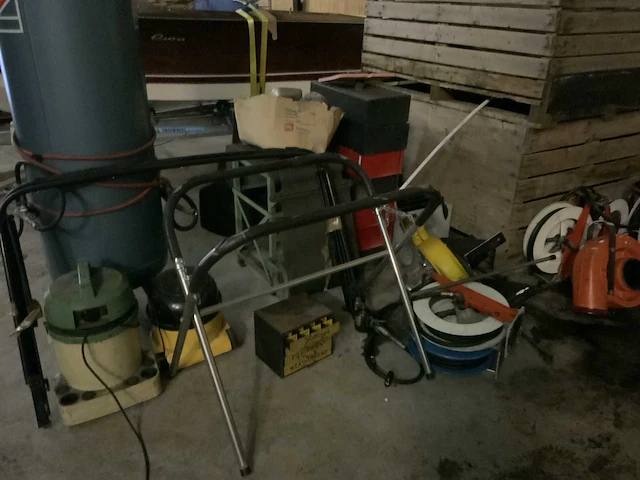 Partij overige garage inventaris - afbeelding 2 van  8
