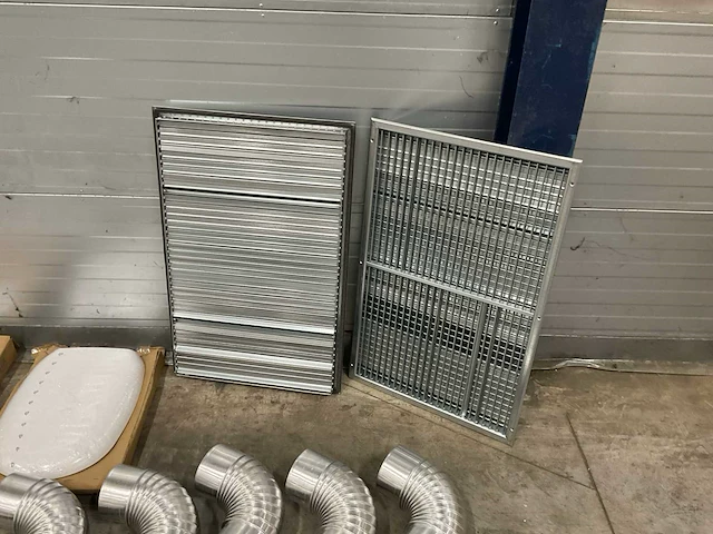 Partij overige installatie materialen - afbeelding 21 van  21