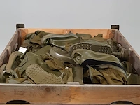 Partij overschoenen, o.a mittet - afbeelding 2 van  9