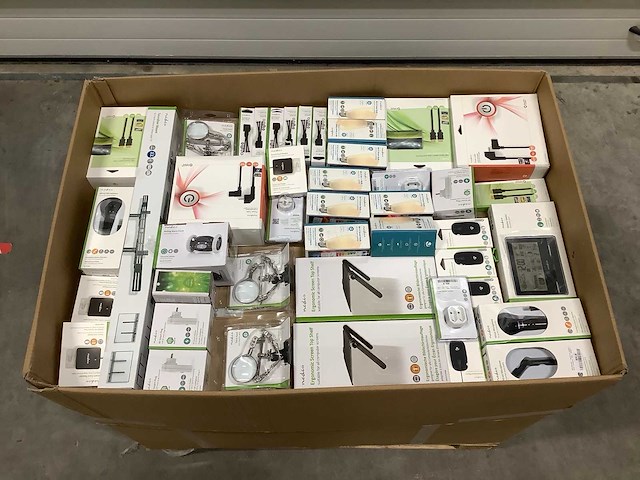 Partij overstockgoederen nedis - afbeelding 1 van  9