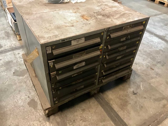 Partij pakkingen & o-ringen in magazijnkast - afbeelding 11 van  12