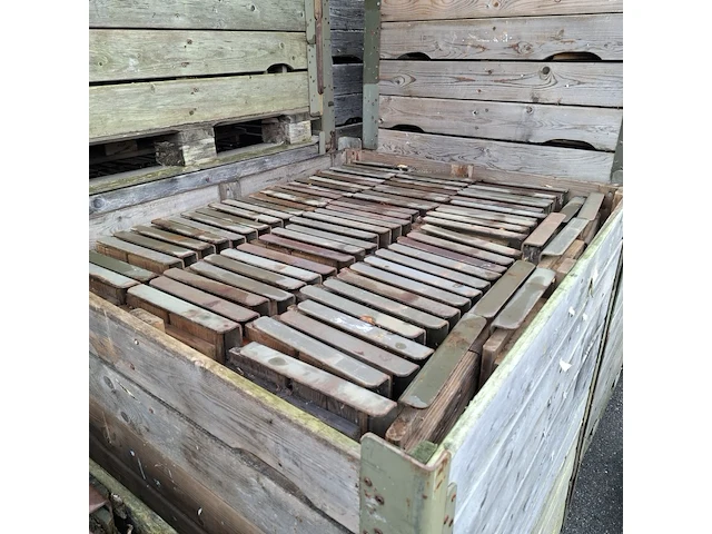 Partij palletkisten en randen - afbeelding 5 van  8