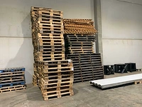 Partij pallets divers - afbeelding 1 van  4