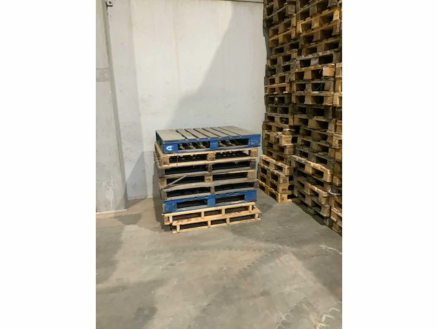 Partij pallets divers - afbeelding 3 van  4