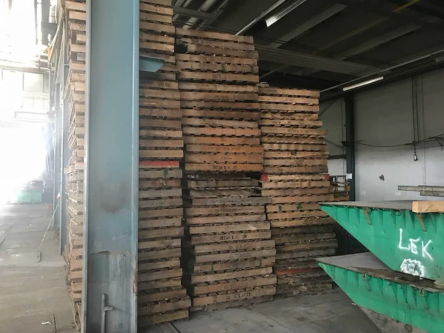 Partij pallets - afbeelding 4 van  5