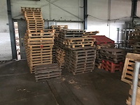 Partij pallets - afbeelding 1 van  5