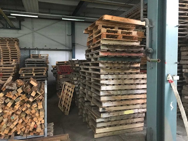 Partij pallets - afbeelding 2 van  5