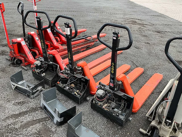 Partij palletwagens - afbeelding 2 van  13