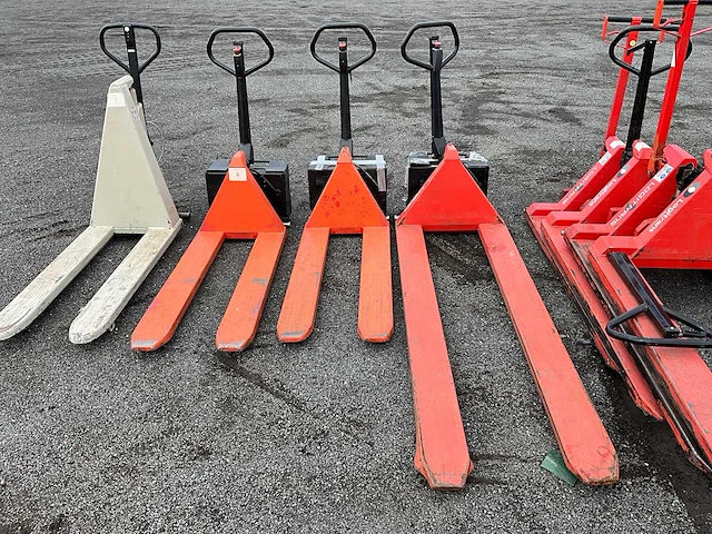 Partij palletwagens - afbeelding 3 van  13