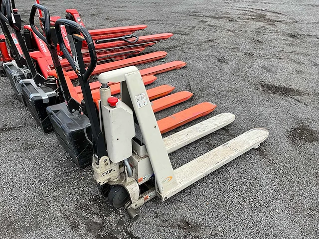 Partij palletwagens - afbeelding 13 van  13