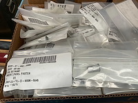 Partij panel fastener insert - afbeelding 1 van  2