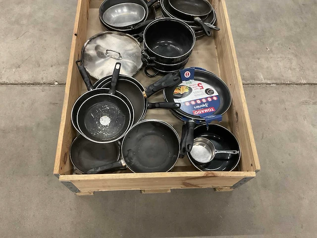 Partij pannen - afbeelding 3 van  3