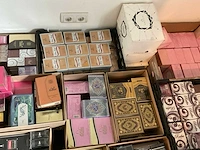 Partij parfum (ca 800 verpakkingen) - afbeelding 5 van  10